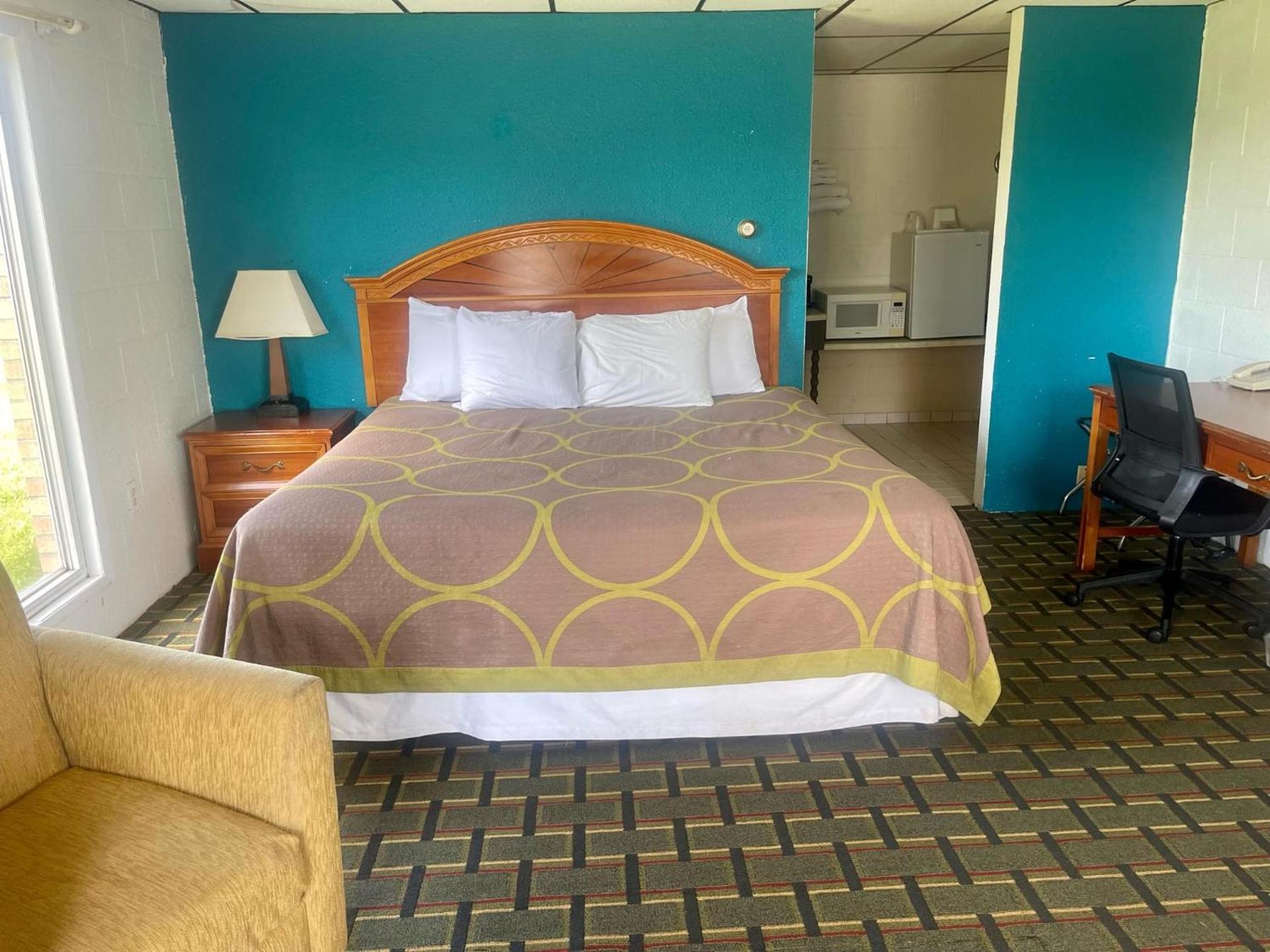 Rodeway Inn Flora photo 5