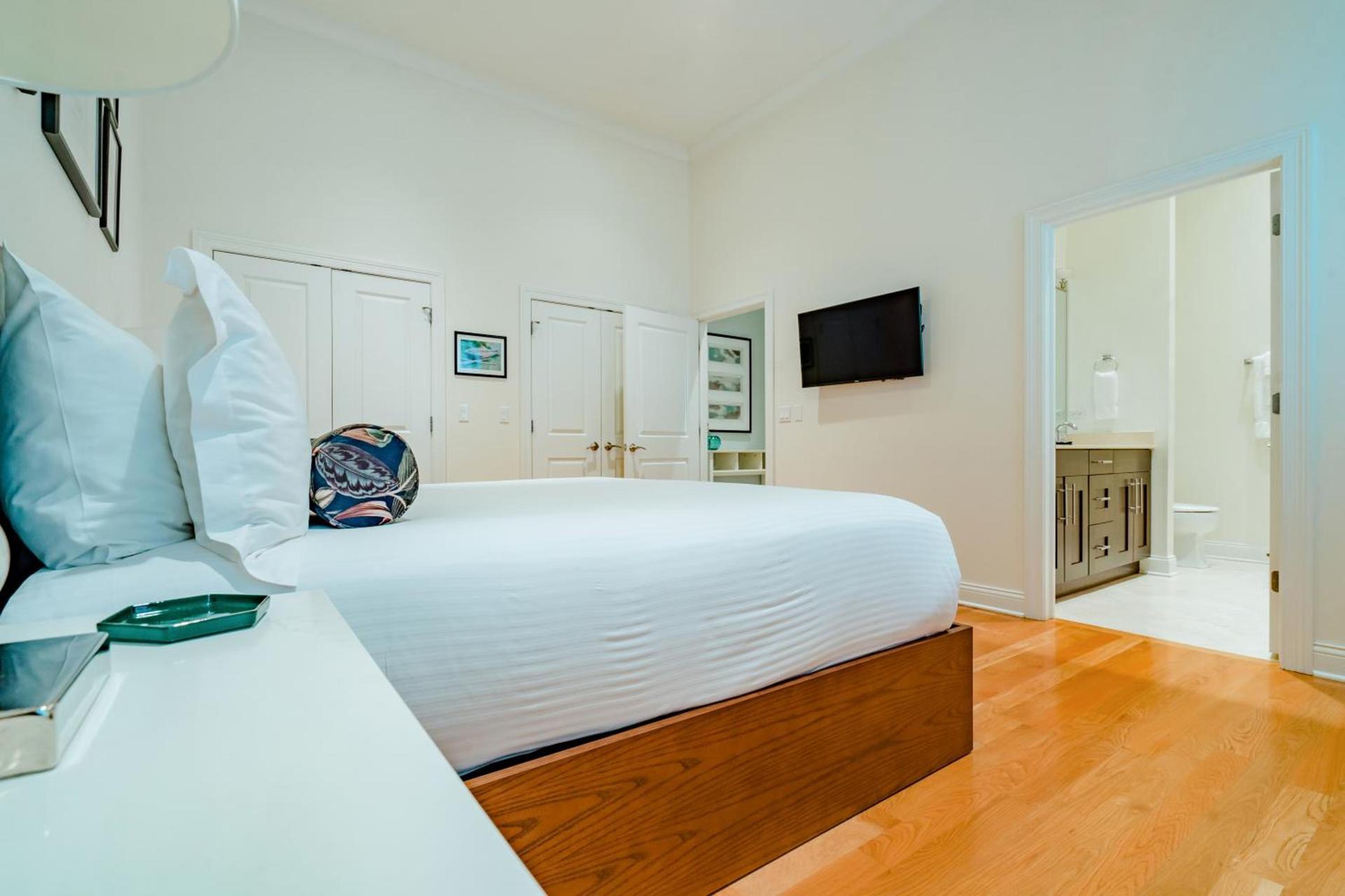 The Guesthouse Hotel photo 25