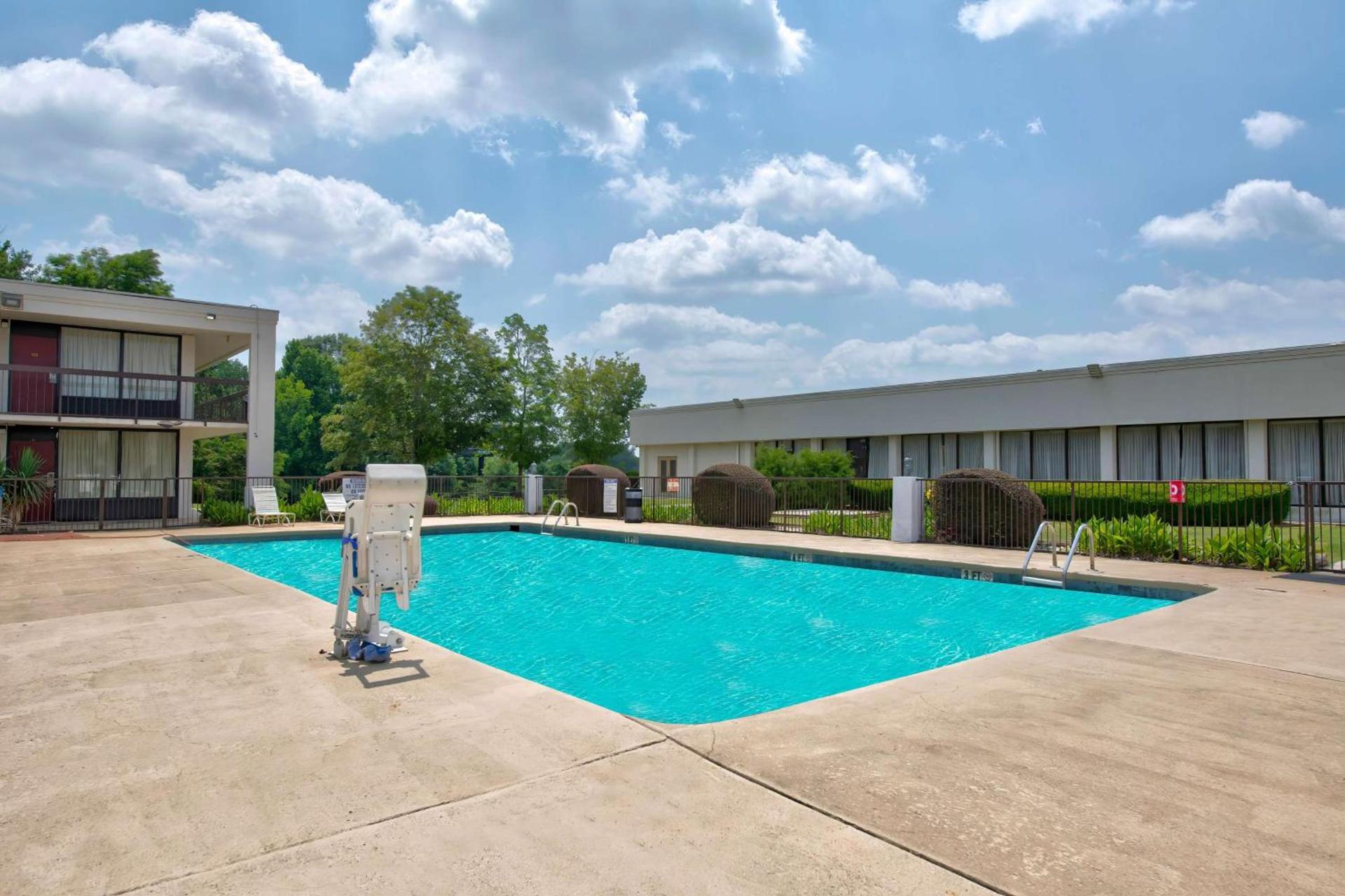 Motel 6-Conyers, GA photo 2