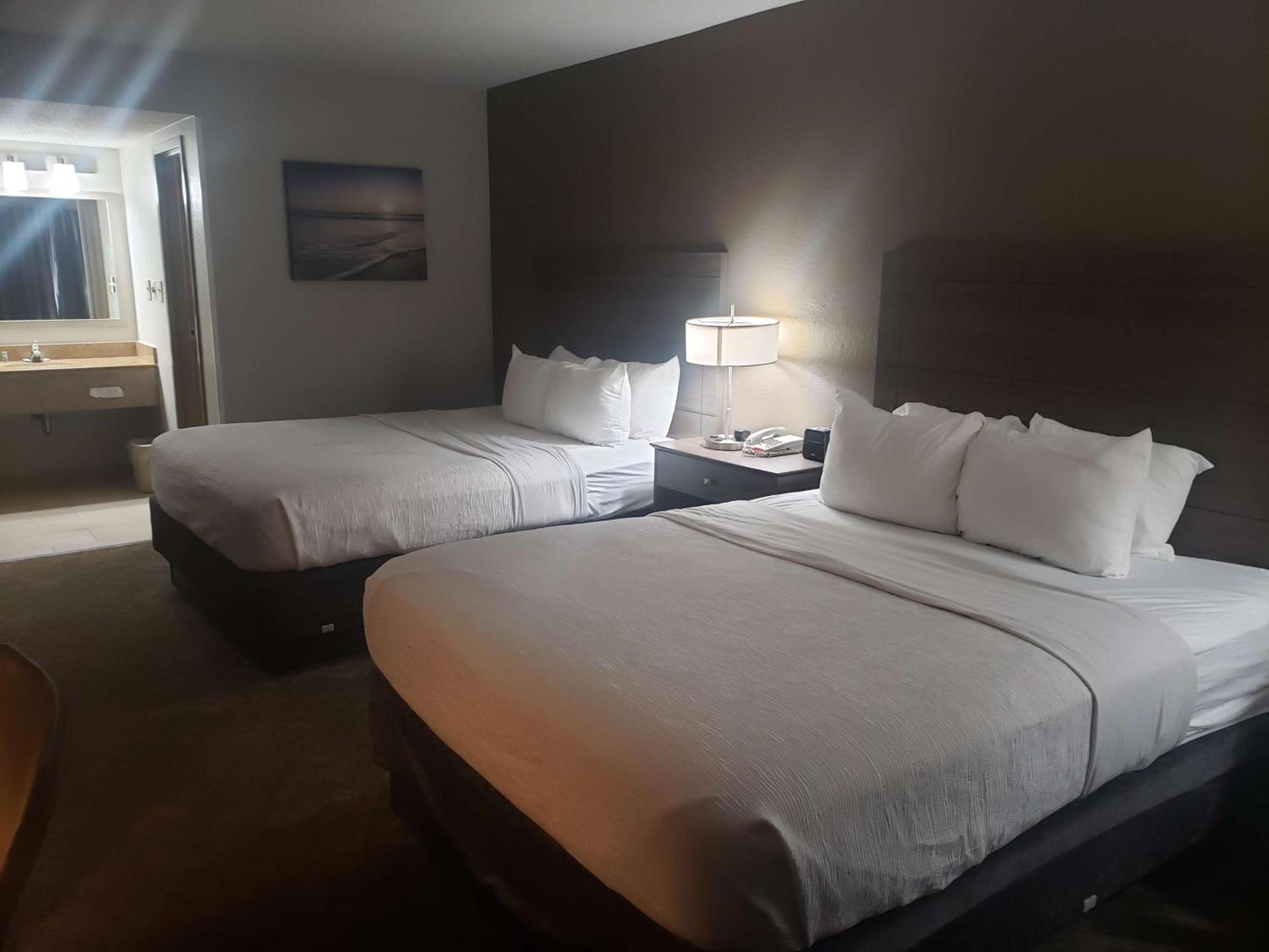 Best Western Center Inn photo 12