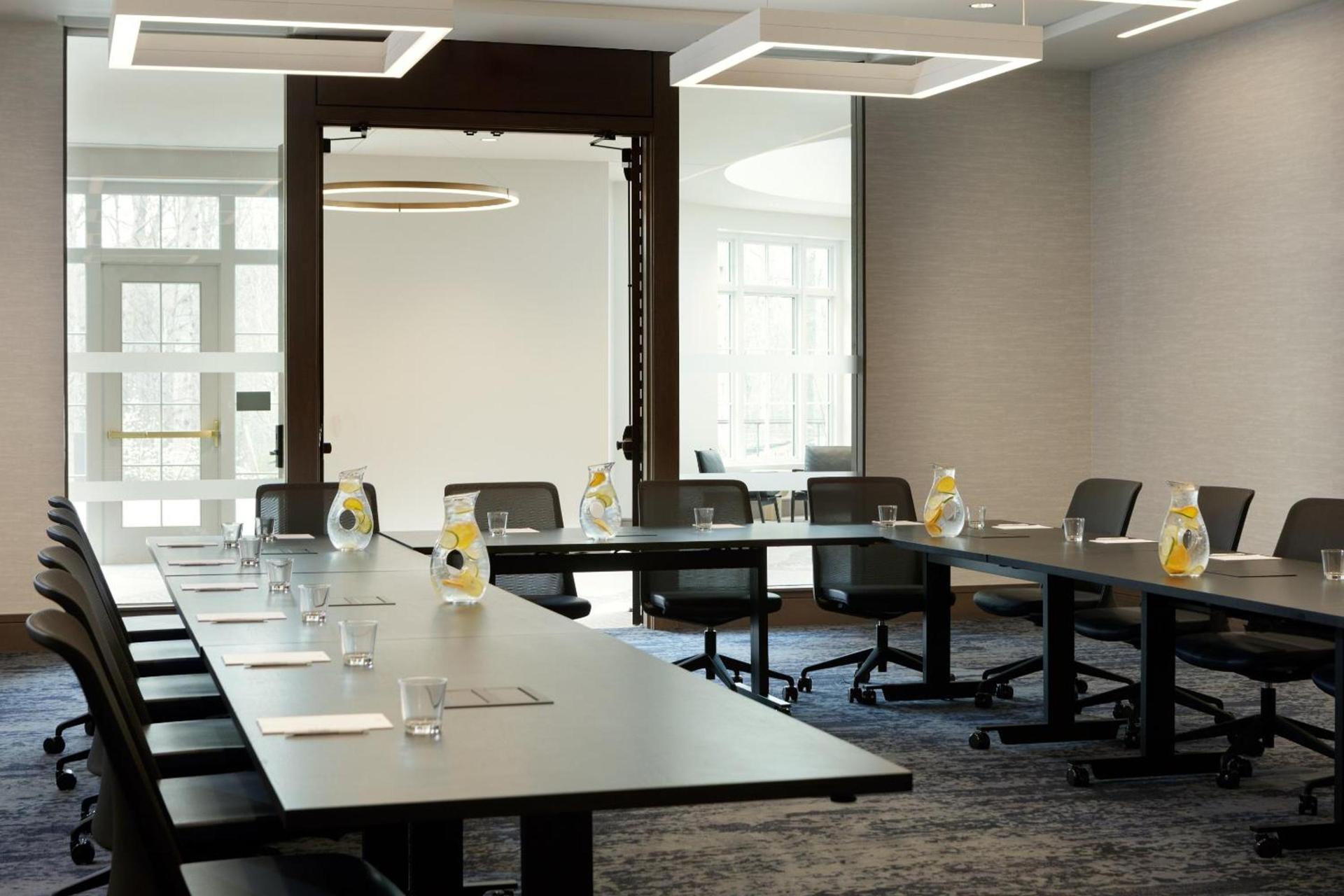 Kimpton - The Forum Hotel by IHG photo 38