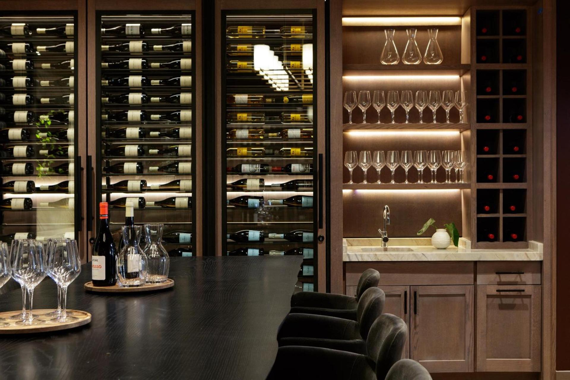 Kimpton - The Forum Hotel by IHG photo 61