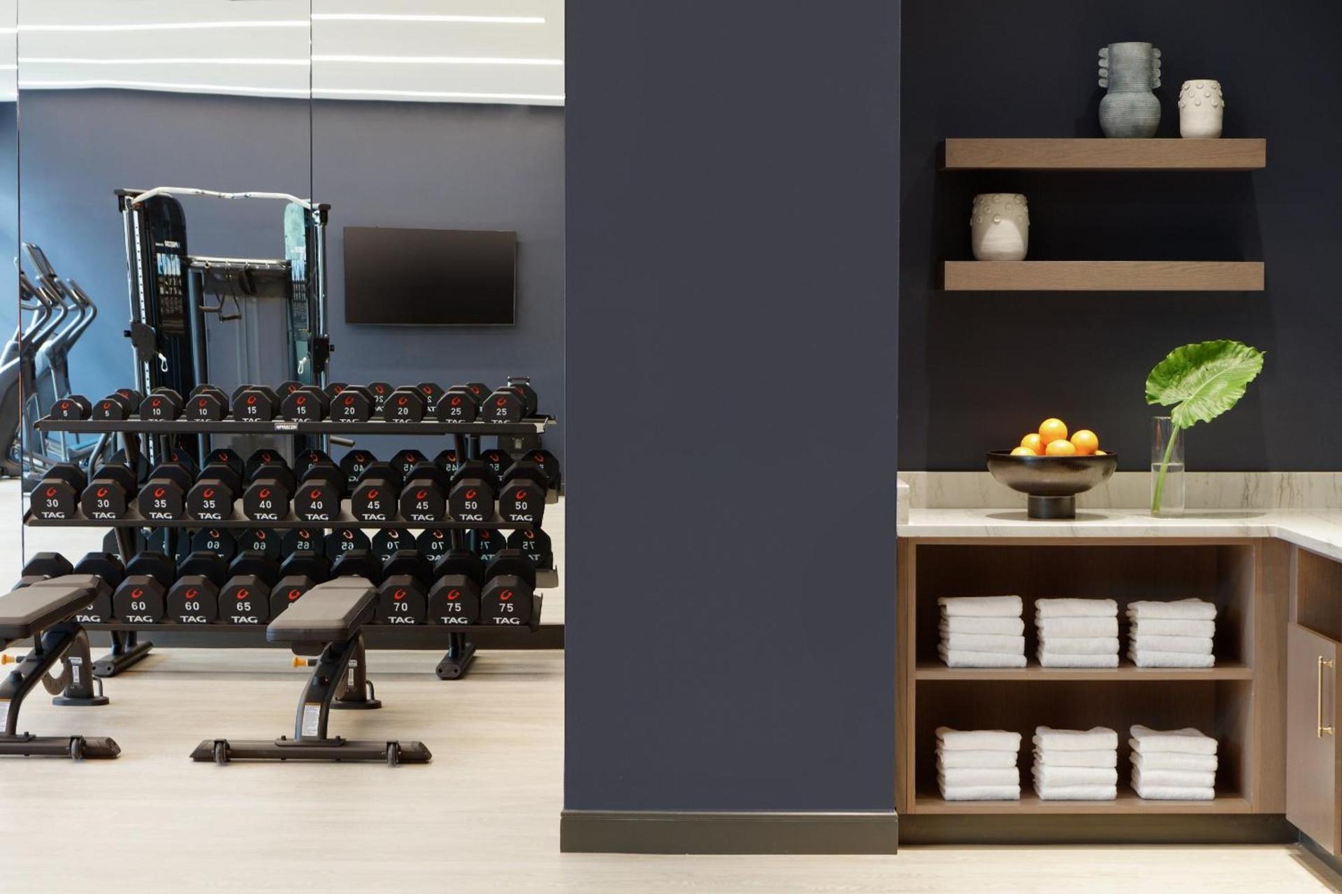 Kimpton - The Forum Hotel by IHG photo 9