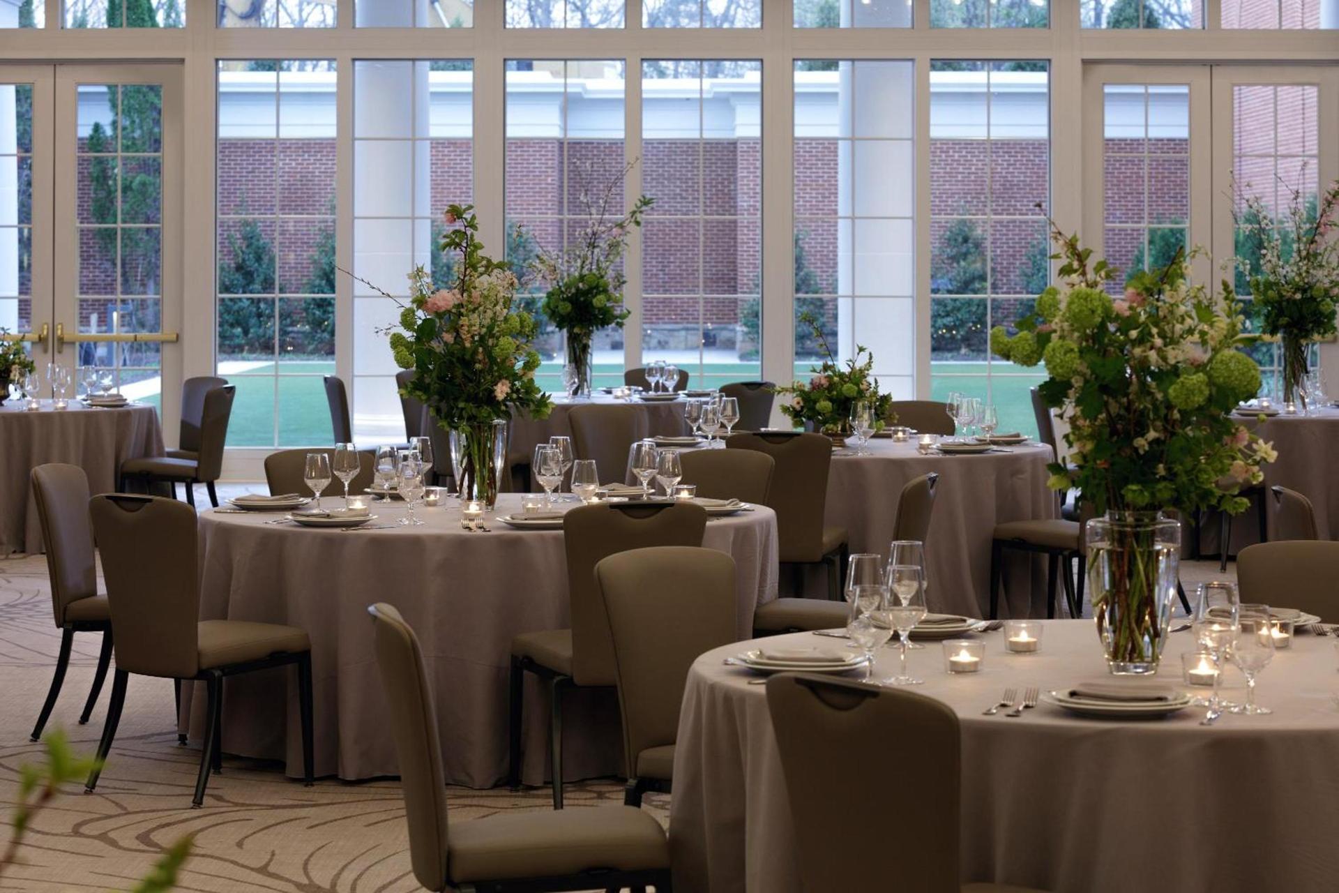 Kimpton - The Forum Hotel by IHG photo 51