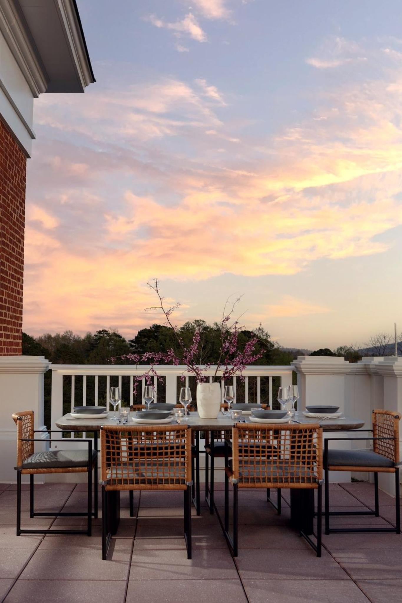 Kimpton - The Forum Hotel by IHG photo 31