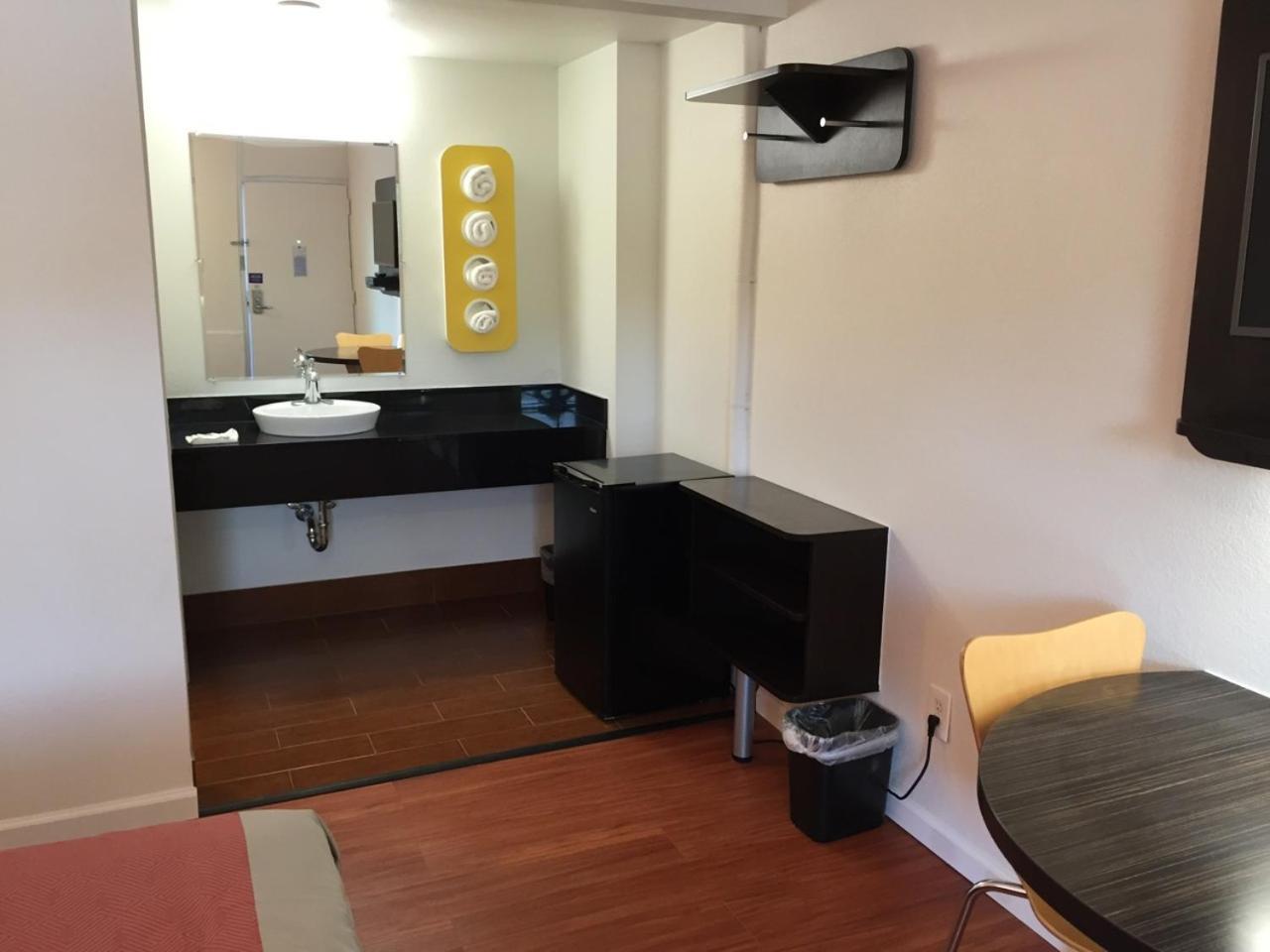 Motel 6-Glassboro, NJ - Rowan University photo 6