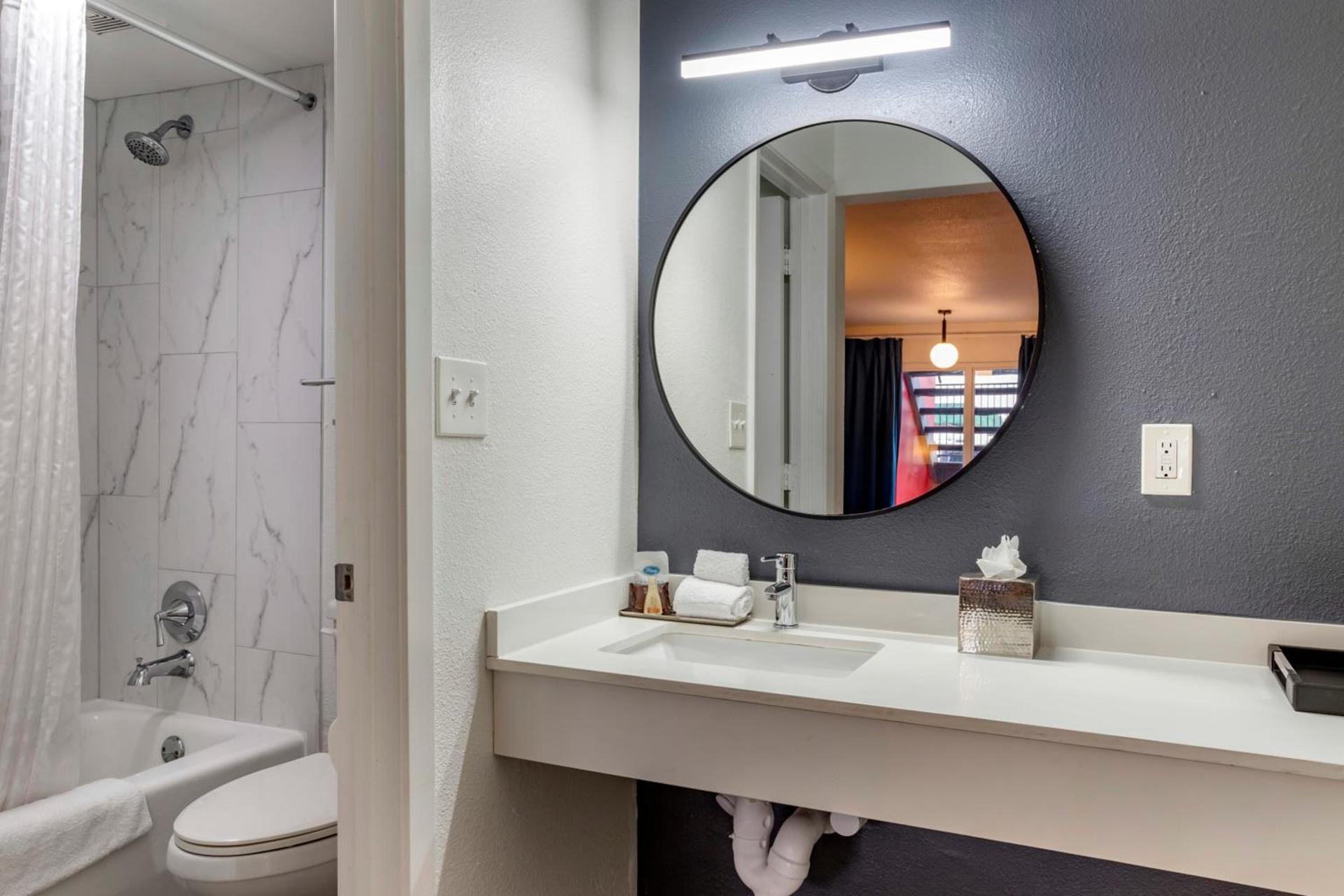 Heights House Hotel - Houston Heights Downtown, an Ascend Collection Hotel photo 69
