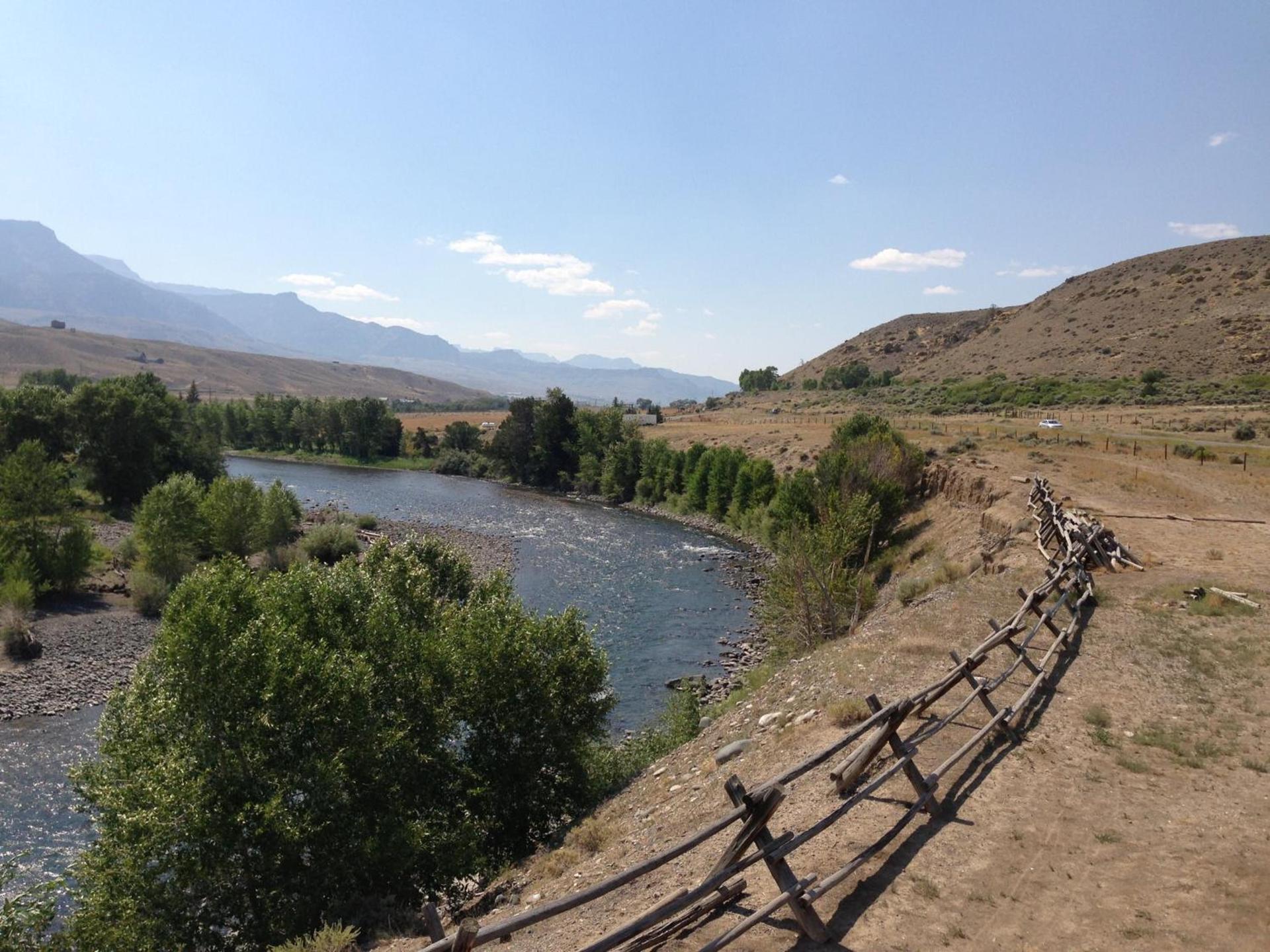 Yellowstone Valley Inn photo 53