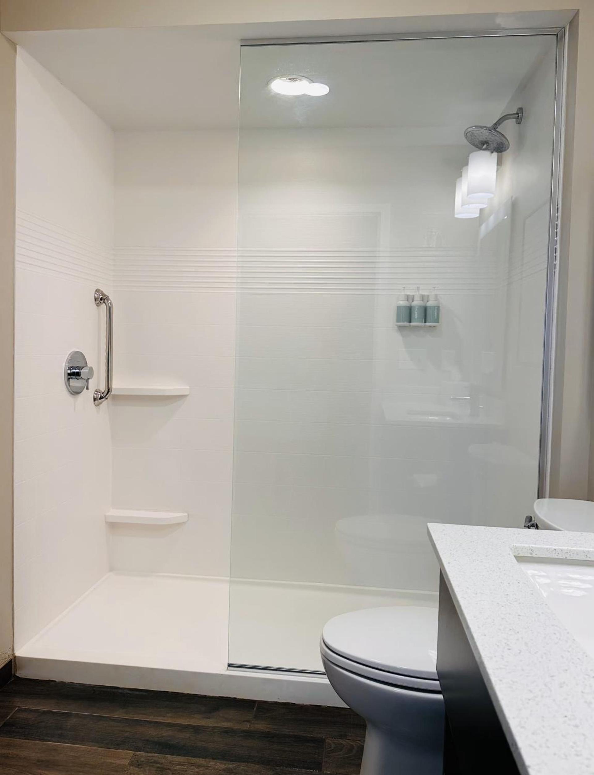 TownePlace Suites by Marriott Clinton photo 7