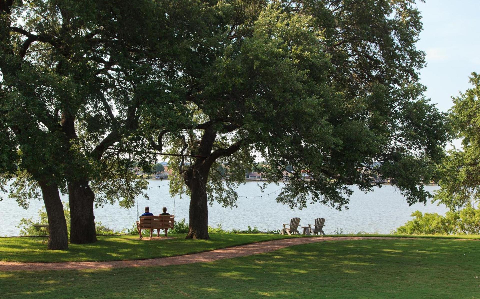 Inn on Lake Granbury a Boutique Hotel photo 3