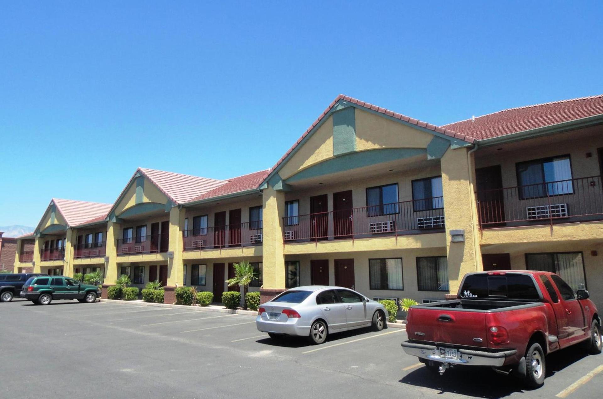 America's Best Inn & Suites Saint George photo 9