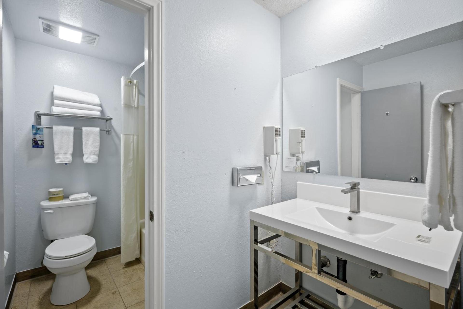 Sol Springs Inn photo 4