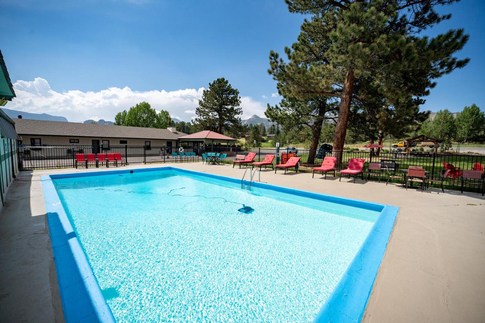 Estes Mountain Inn photo 2