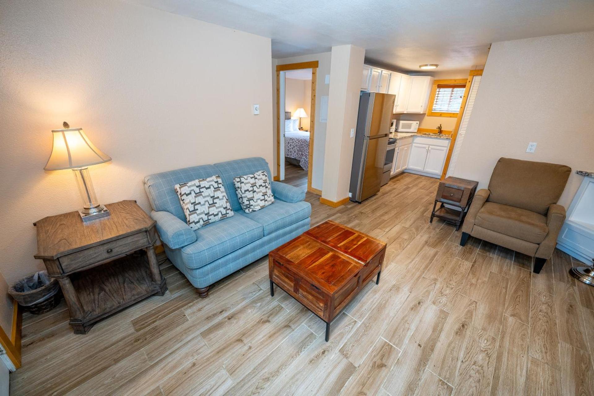 Estes Mountain Inn photo 13