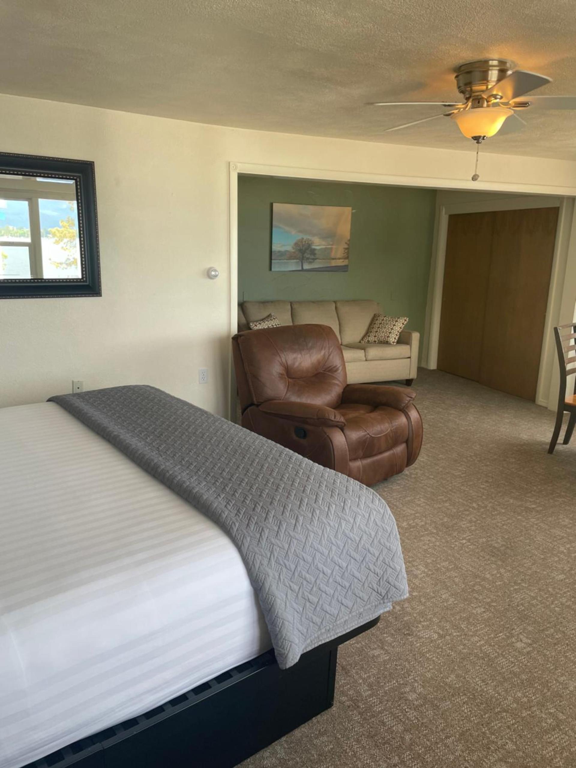 Americas Best Value Inn Polson photo 29