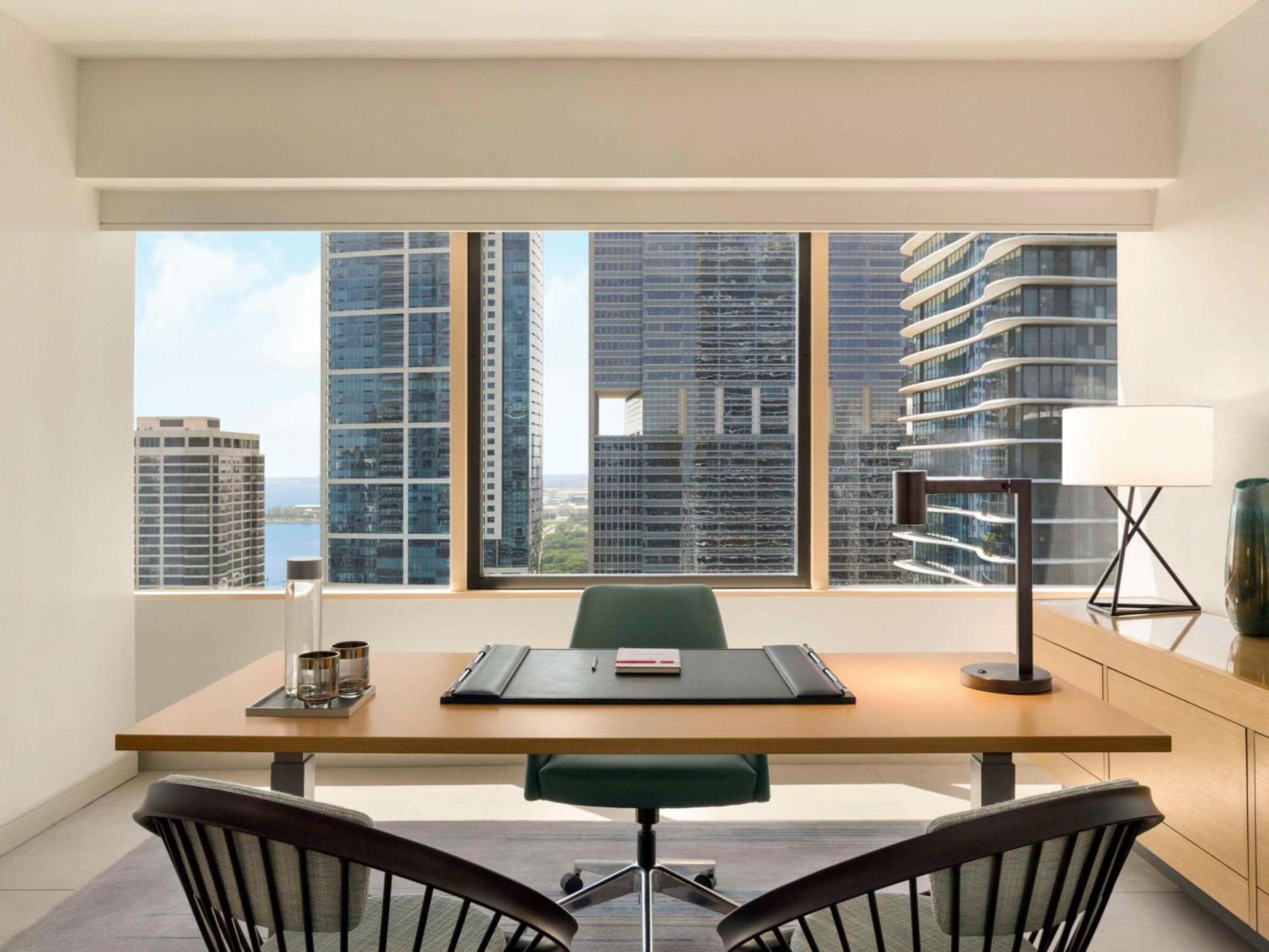 Swissotel Chicago photo 32