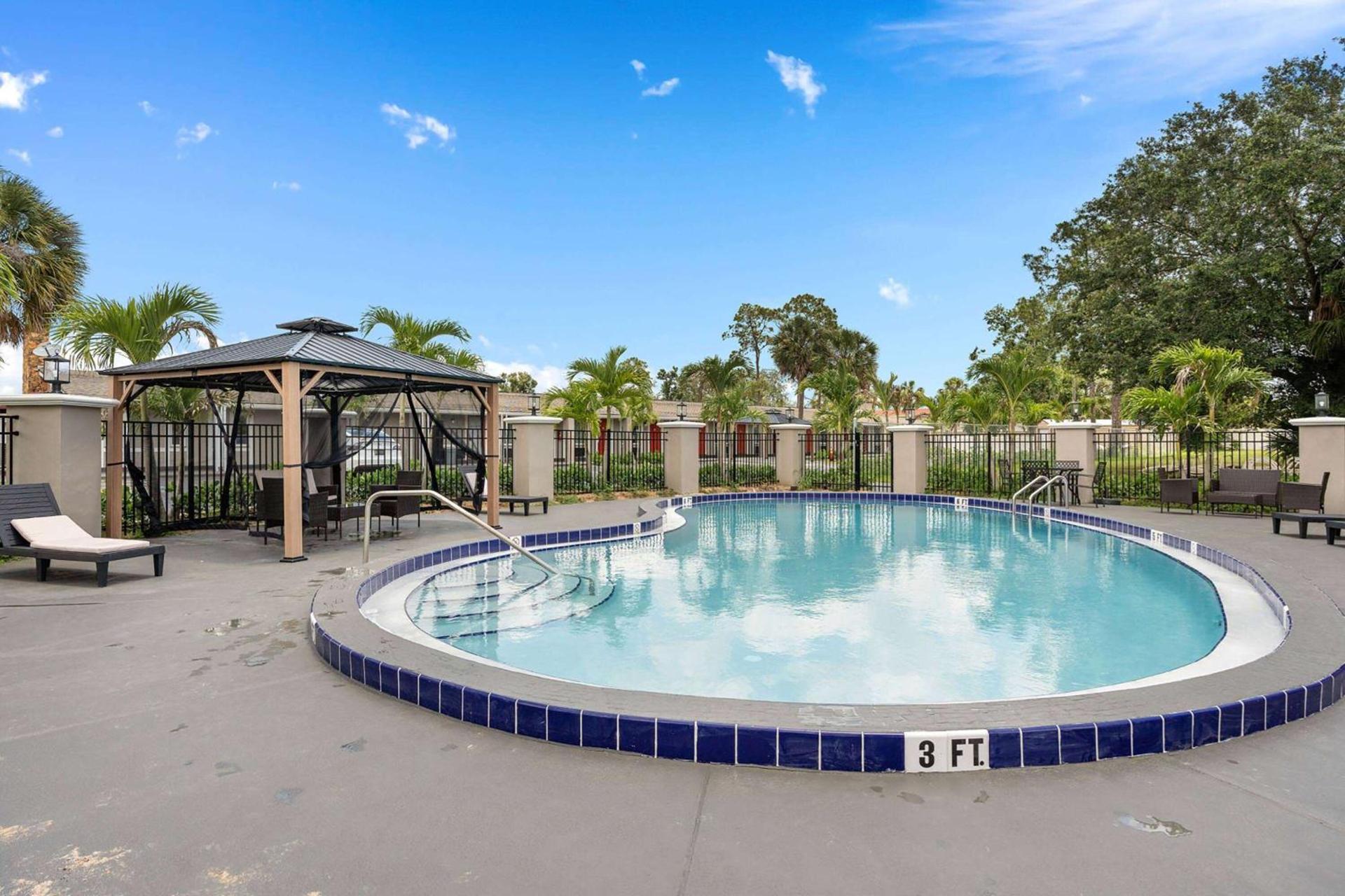 Travelodge by Wyndham Kissimmee Orlando photo 12