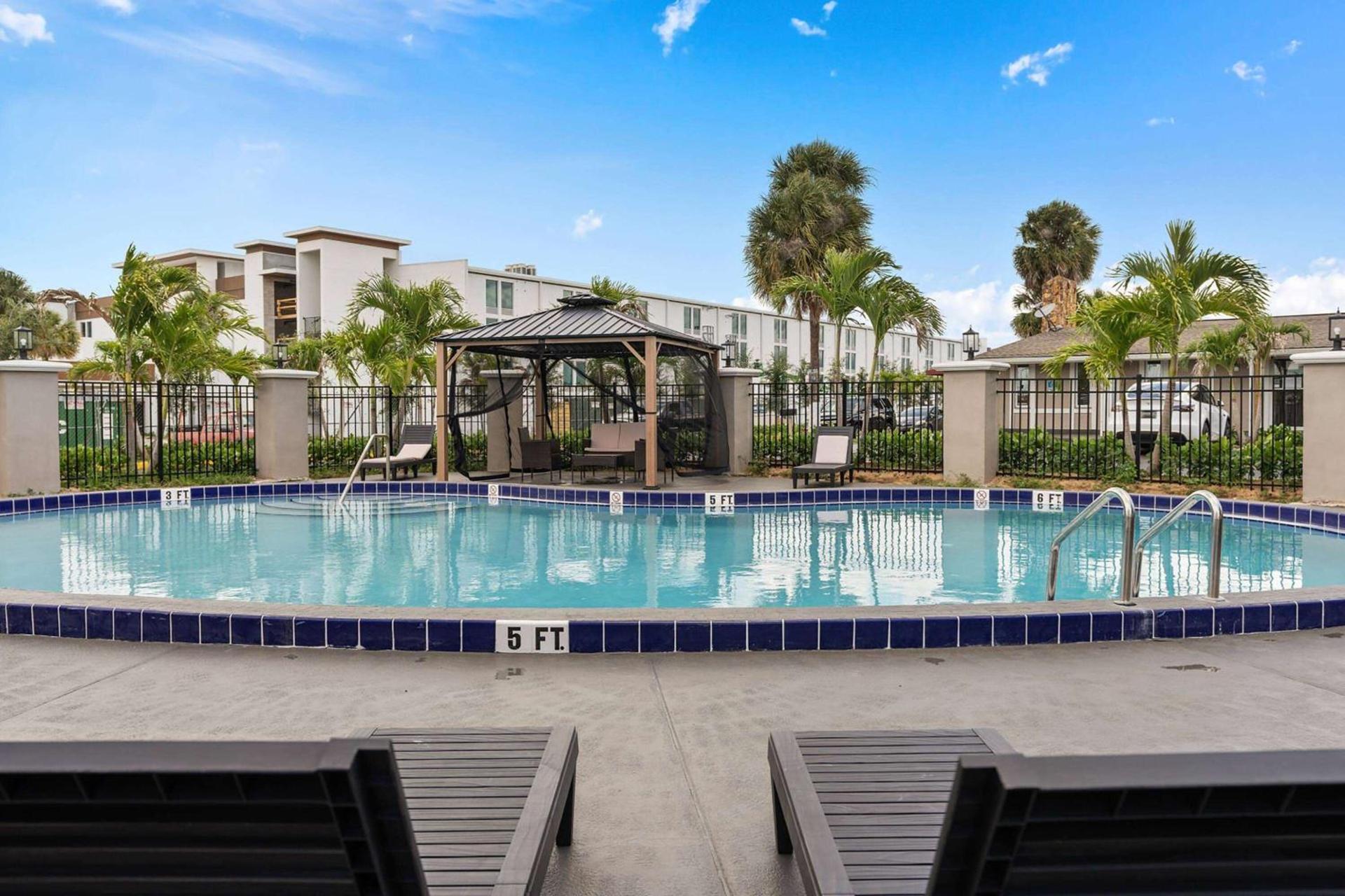 Travelodge by Wyndham Kissimmee Orlando photo 13