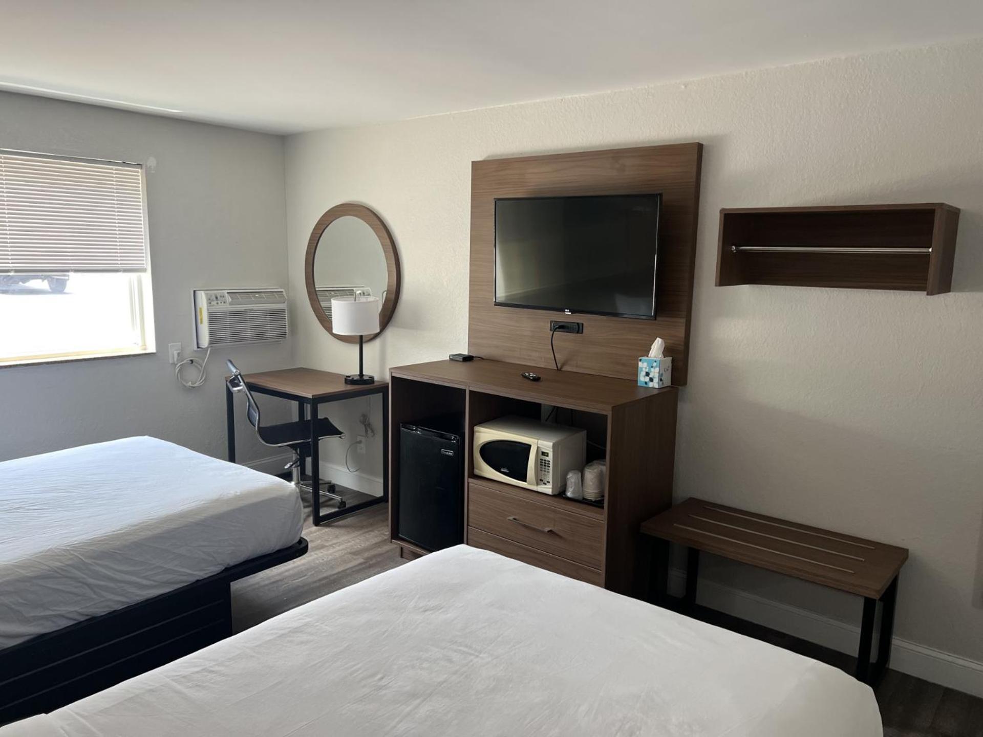 Quality Inn Chesapeake - Greenbrier photo 4