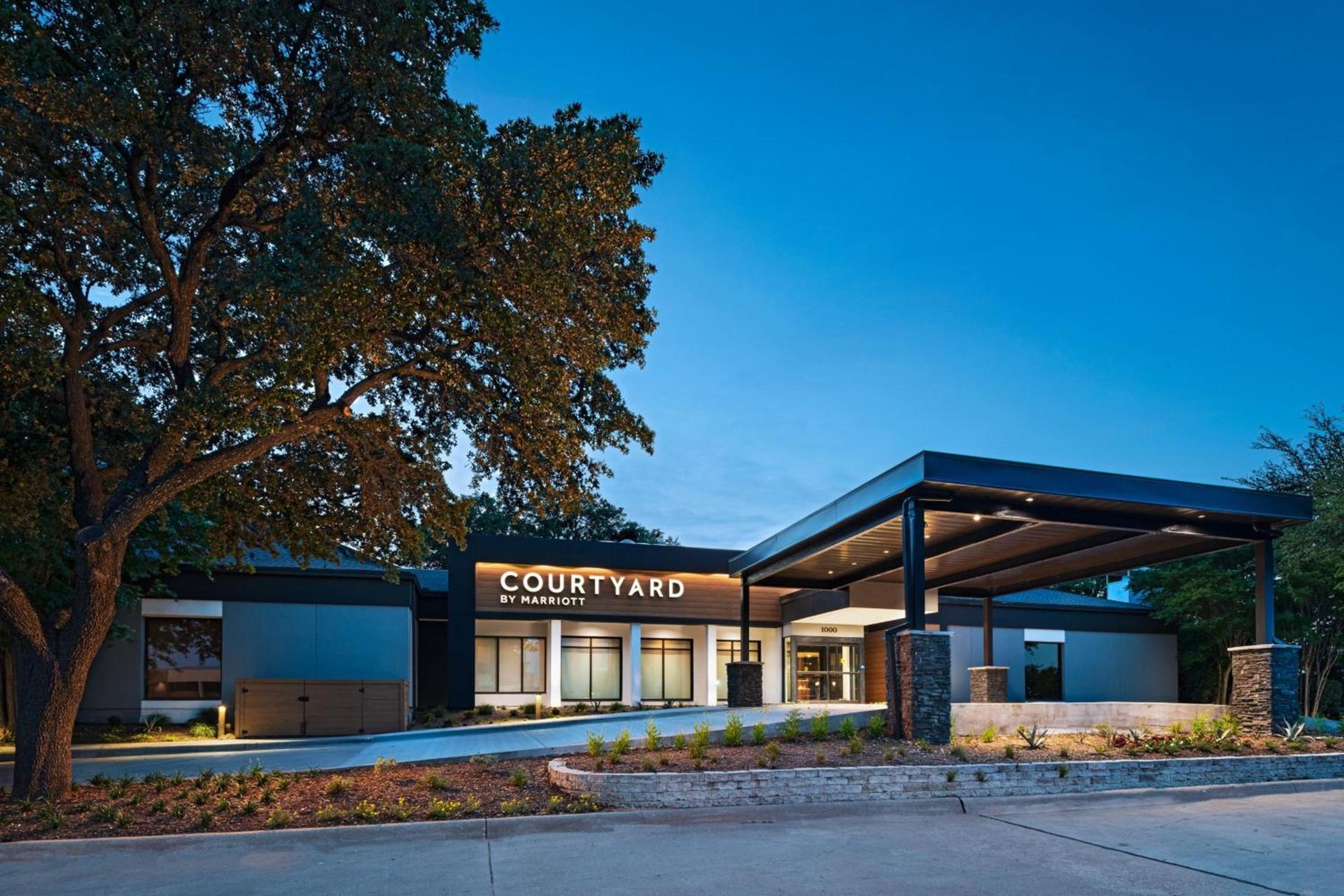 Courtyard by Marriott Dallas Richardson at Spring Valley photo 1