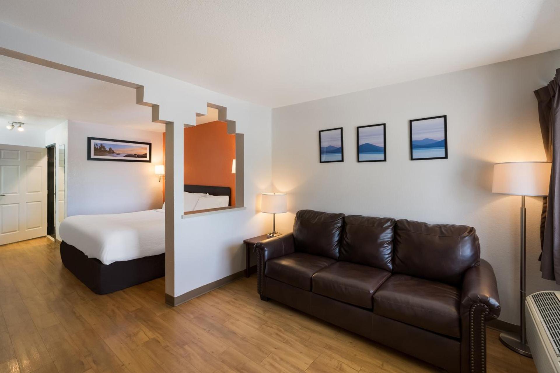 Quality Inn & Suites Junction photo 43
