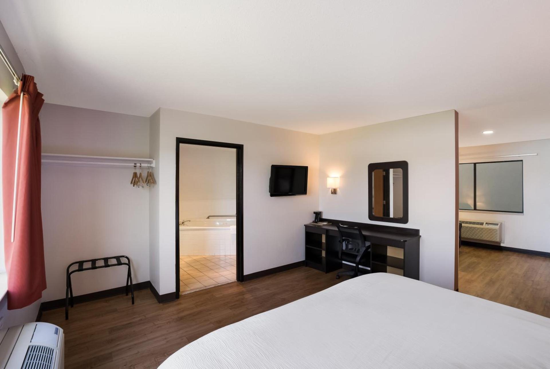 Quality Inn & Suites Junction photo 44
