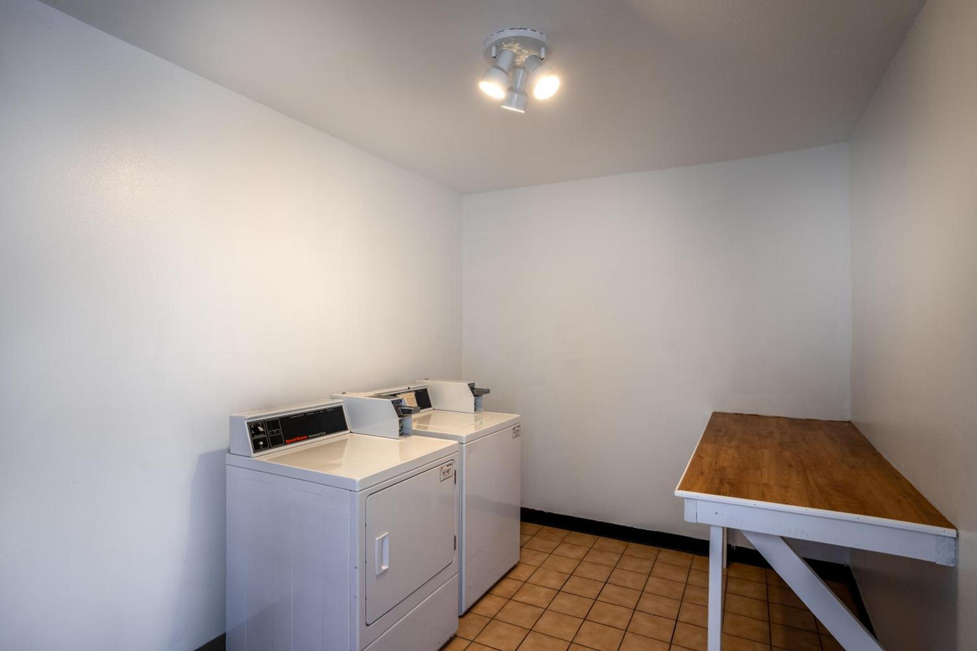 Quality Inn & Suites Junction photo 63