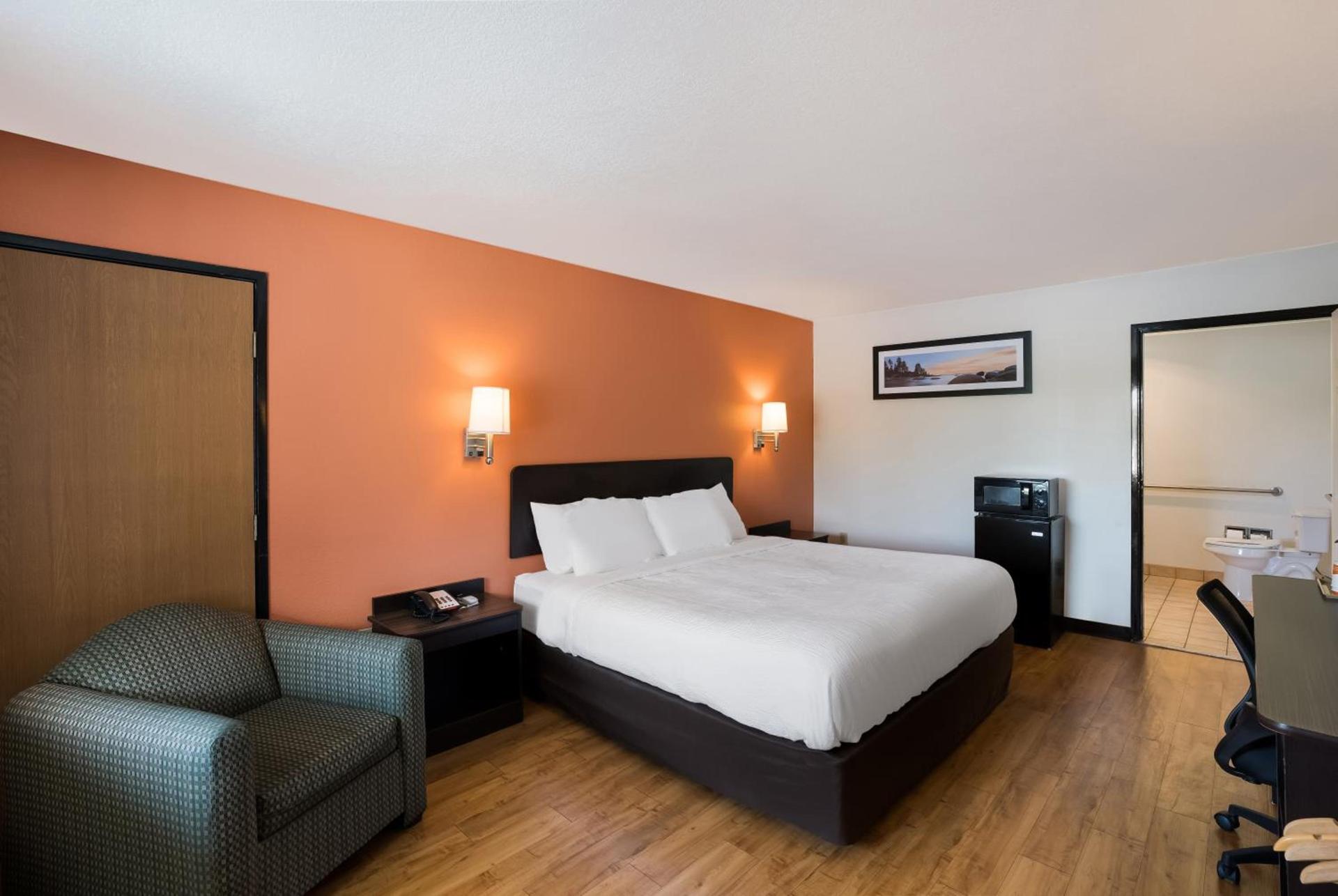 Quality Inn & Suites Junction photo 71