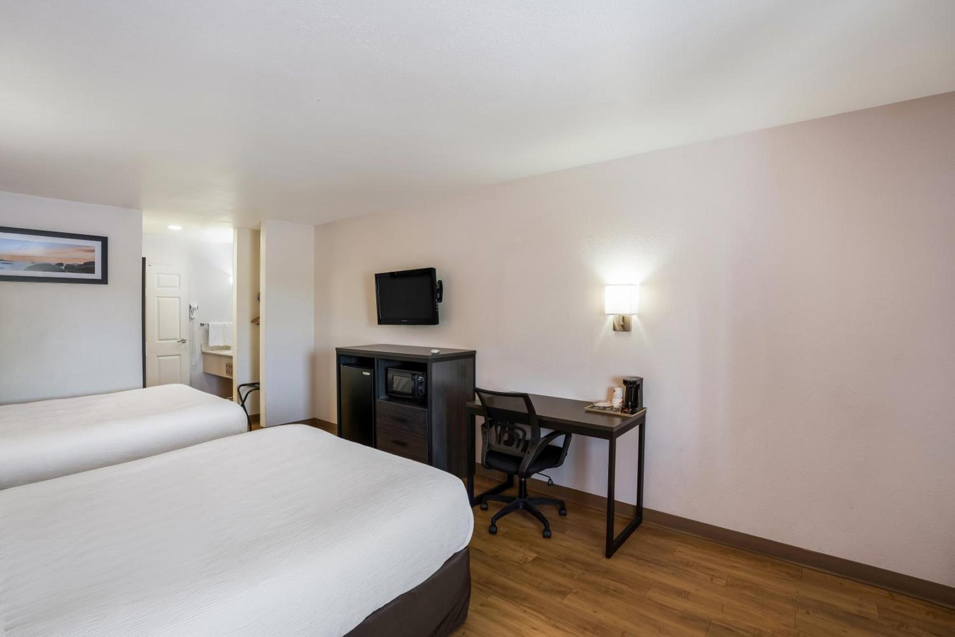 Quality Inn & Suites Junction photo 78