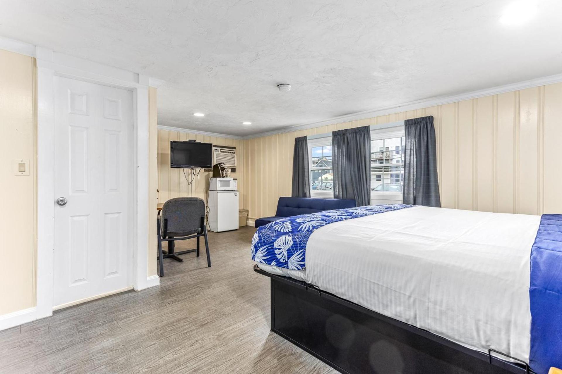 Tides Motel - Hampton Beach photo 5