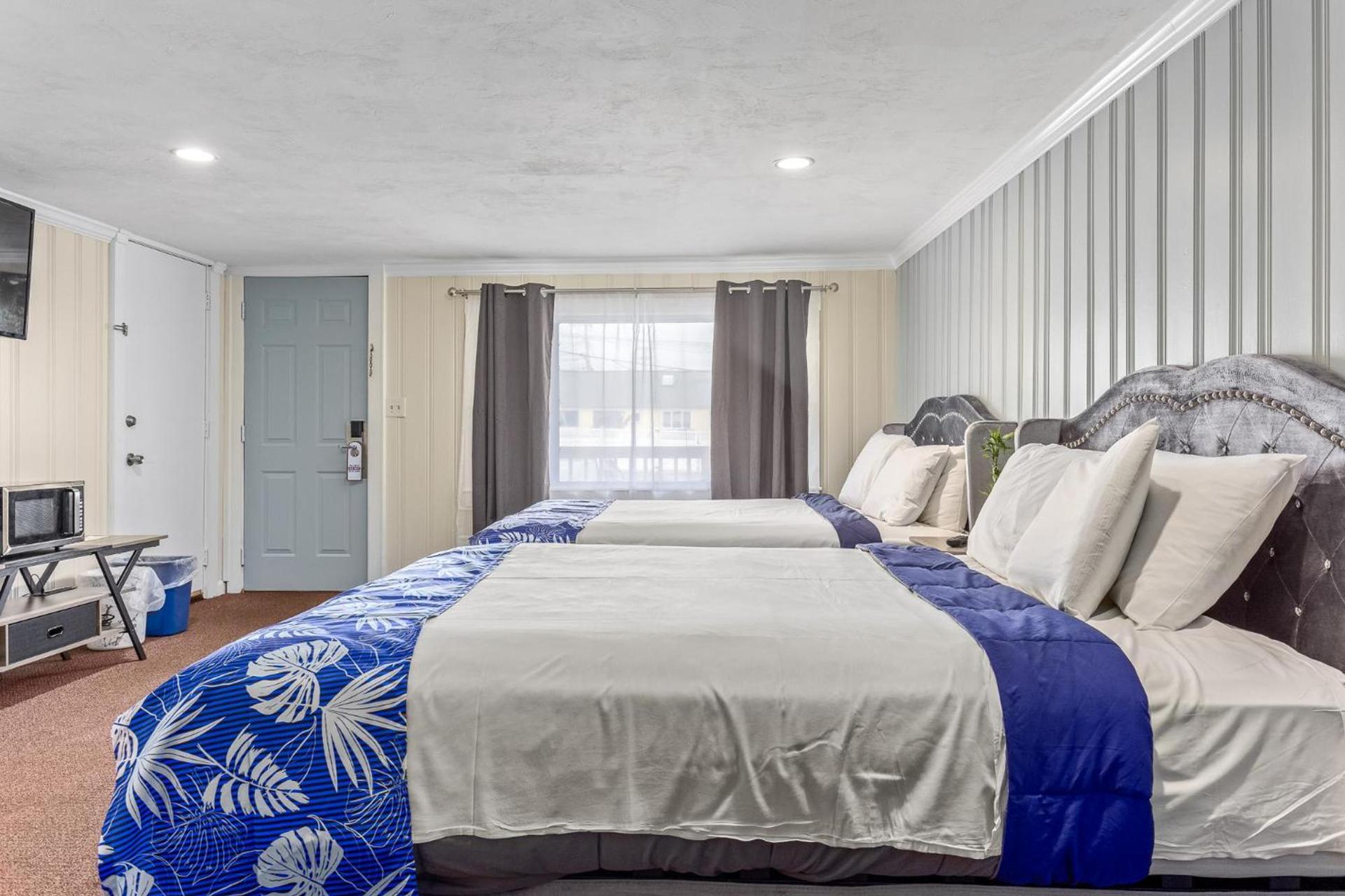 Tides Motel - Hampton Beach photo 9