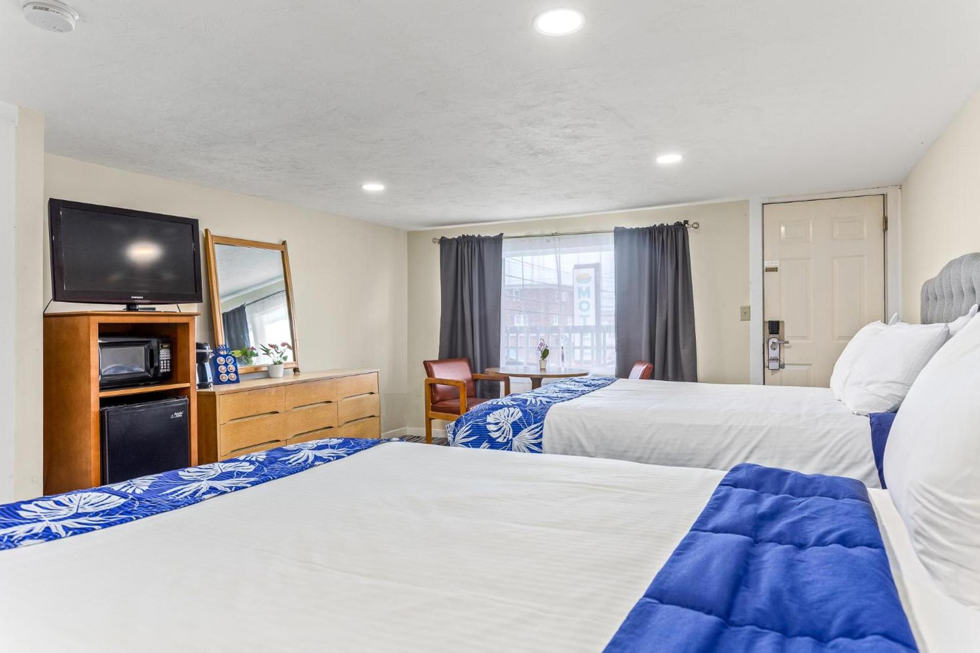 Tides Motel - Hampton Beach photo 14