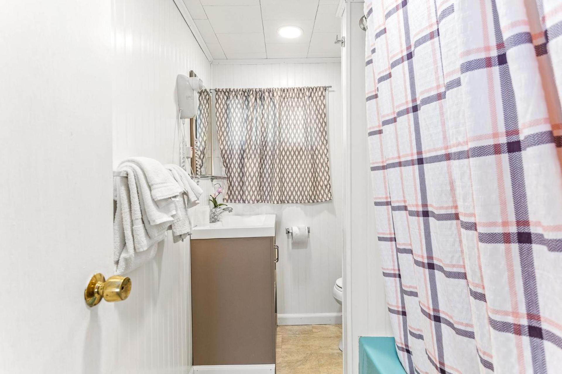 Tides Motel - Hampton Beach photo 19