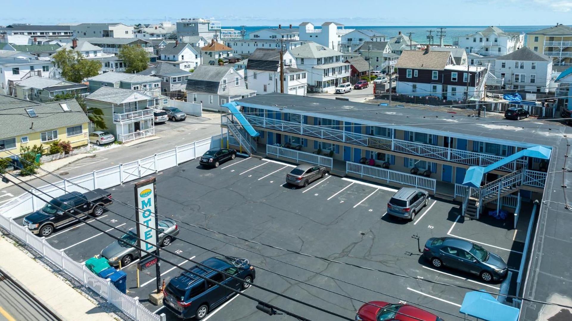 Tides Motel - Hampton Beach photo 35