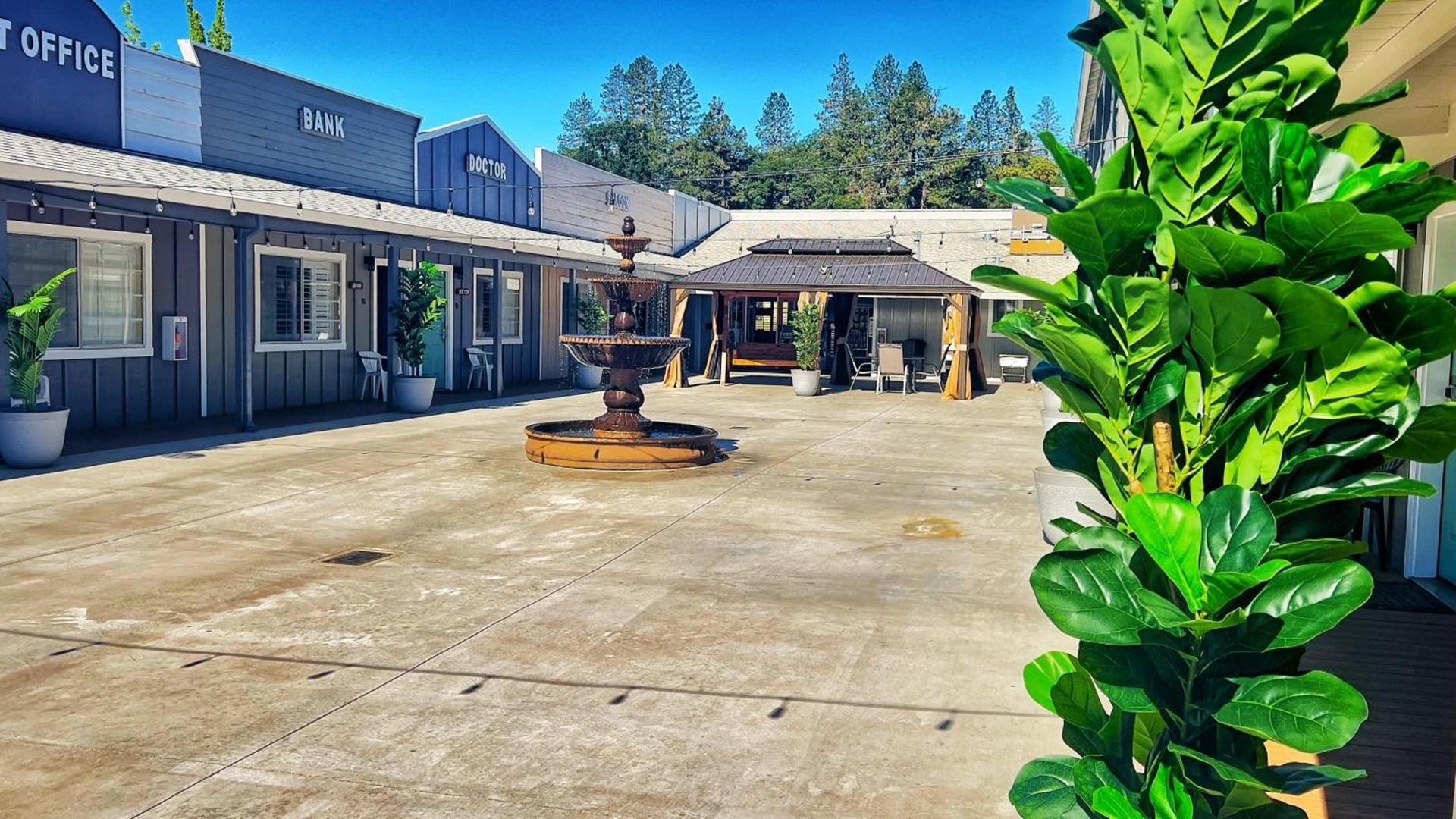 The Old West Inn photo 3