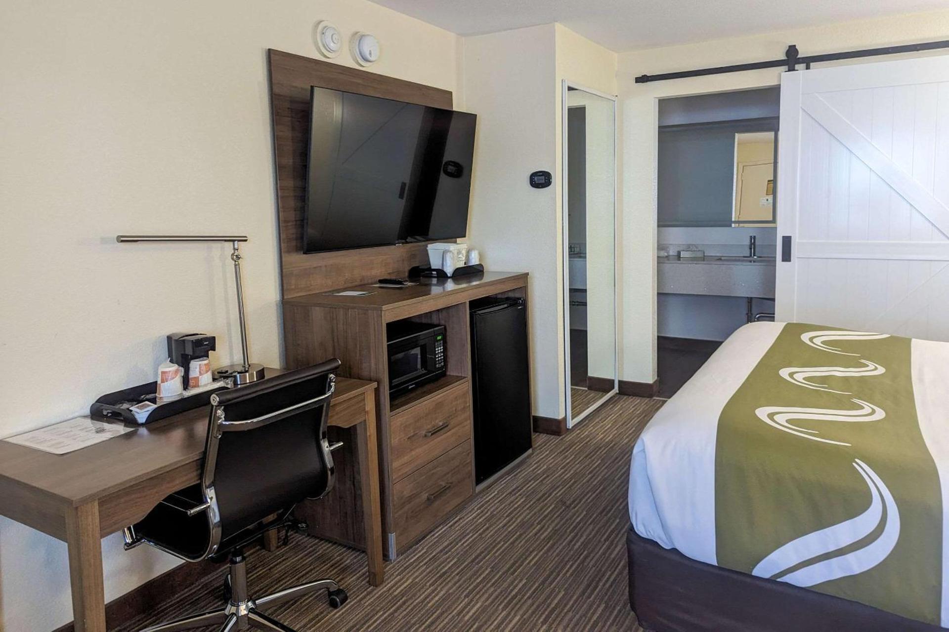 Quality Inn & Suites Northampton - Amherst photo 8