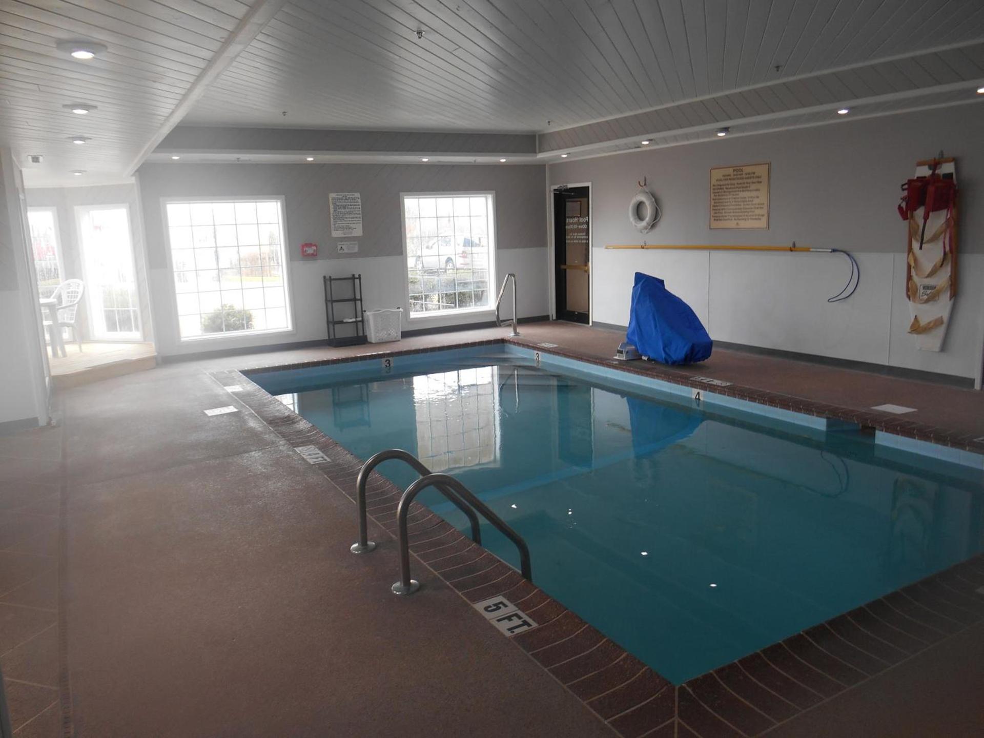 Guesthouse Inn & Suites Lexington photo 19