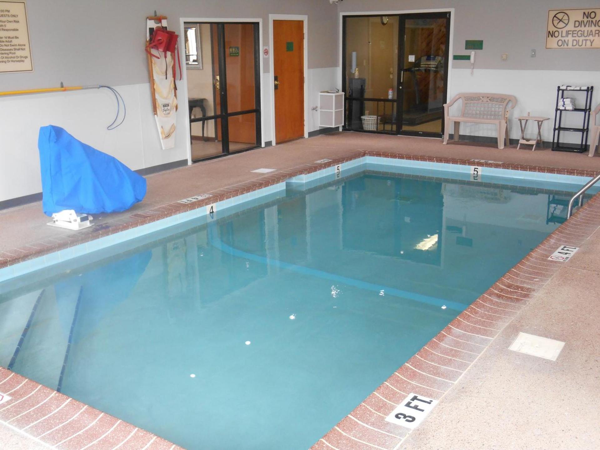 Guesthouse Inn & Suites Lexington photo 17