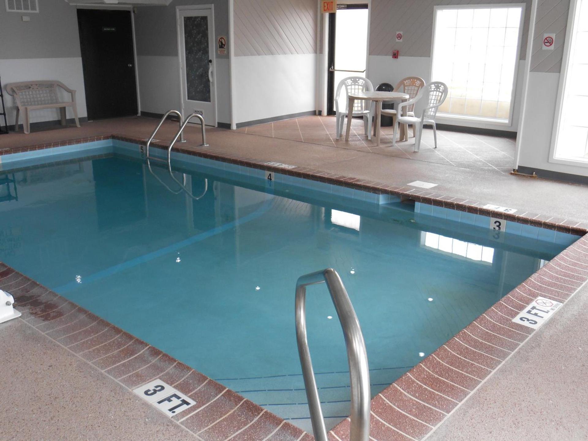 Guesthouse Inn & Suites Lexington photo 18