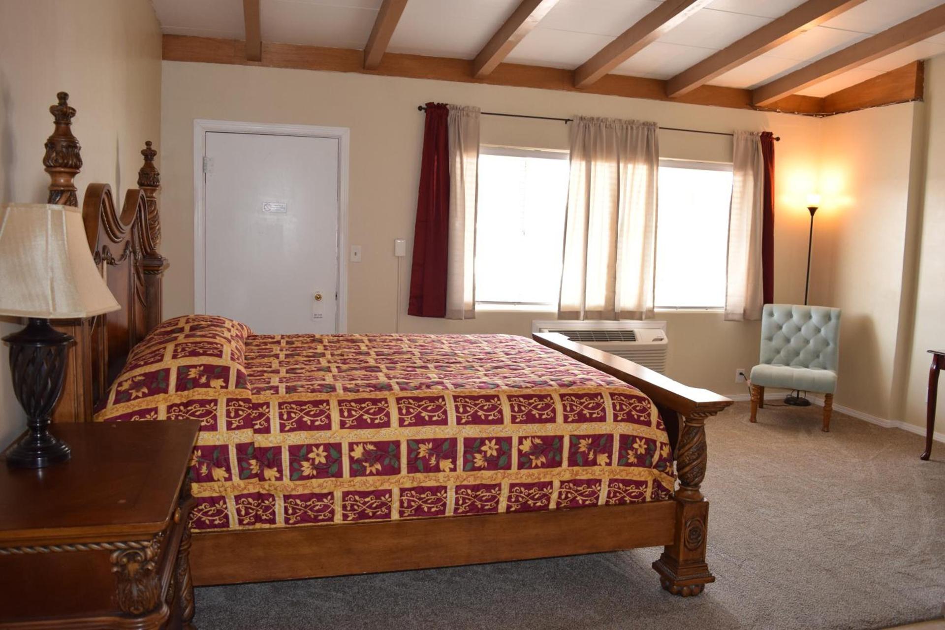 BUTTERFIELD STAGE MOTEL photo 16