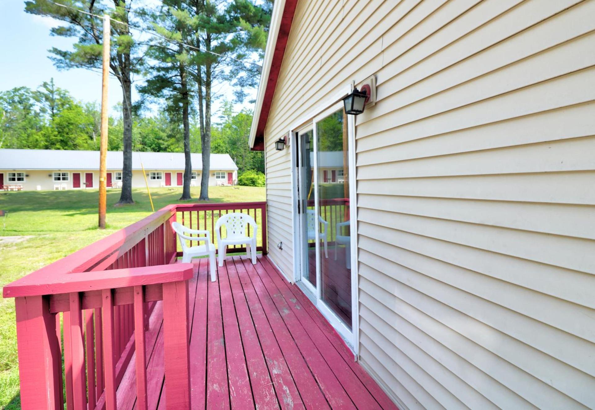 The Villager Motel photo 25