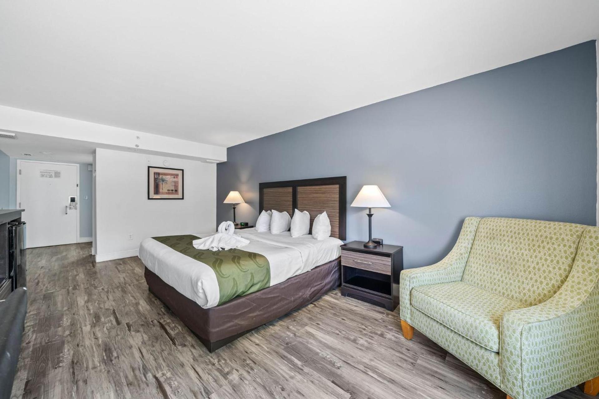Quality Inn & Suites Tampa near Fairgrounds and Casino photo 51
