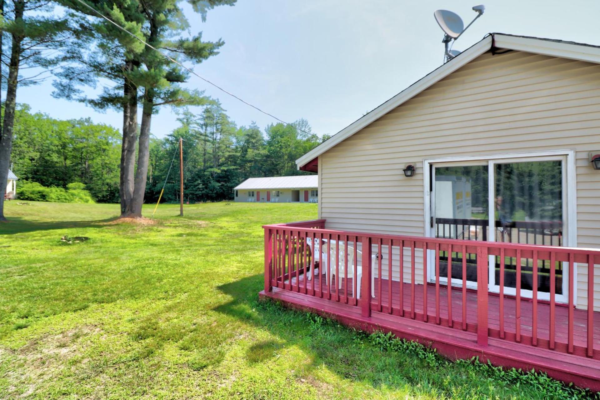 The Villager Motel photo 28