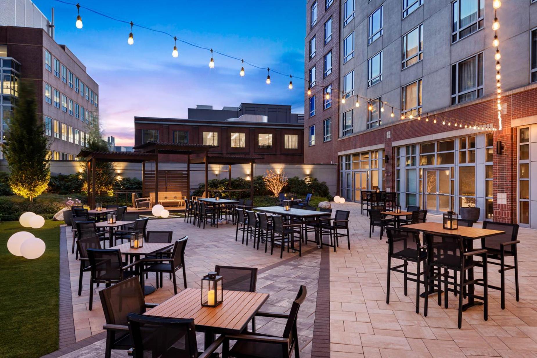 Le Meridien Boston Cambridge photo 4