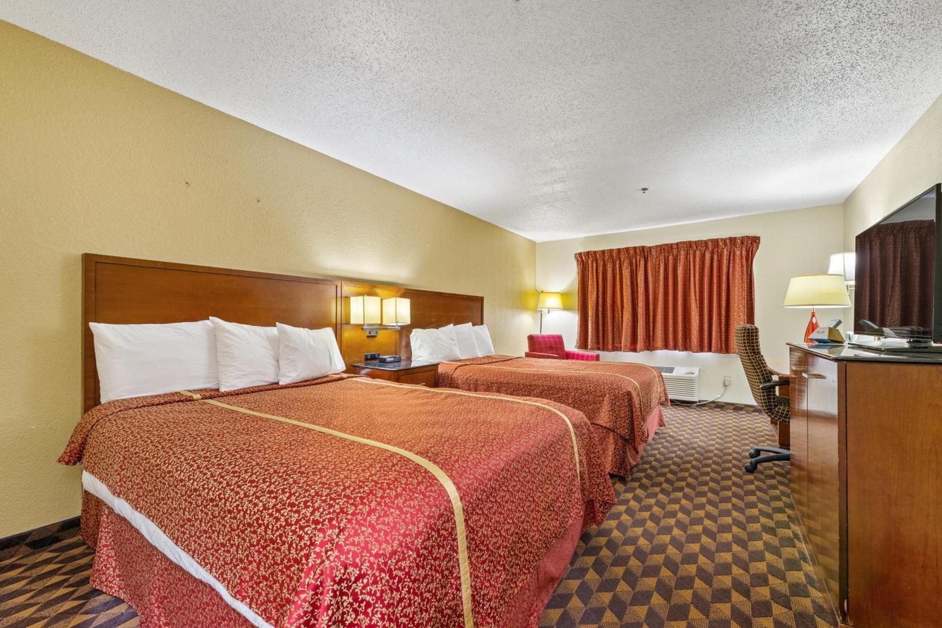 Geneva Motel photo 5