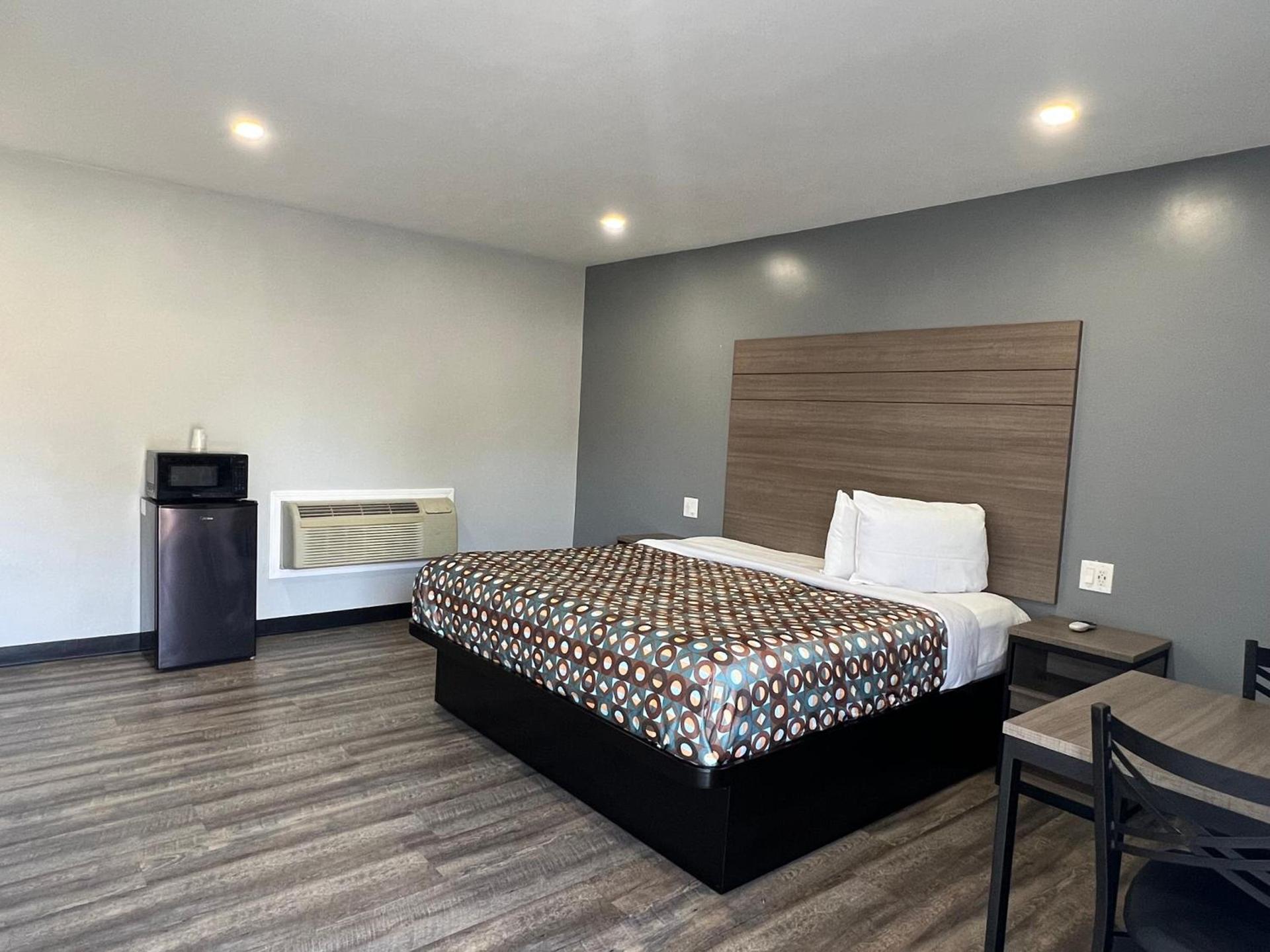 Sunshine Motel photo 4