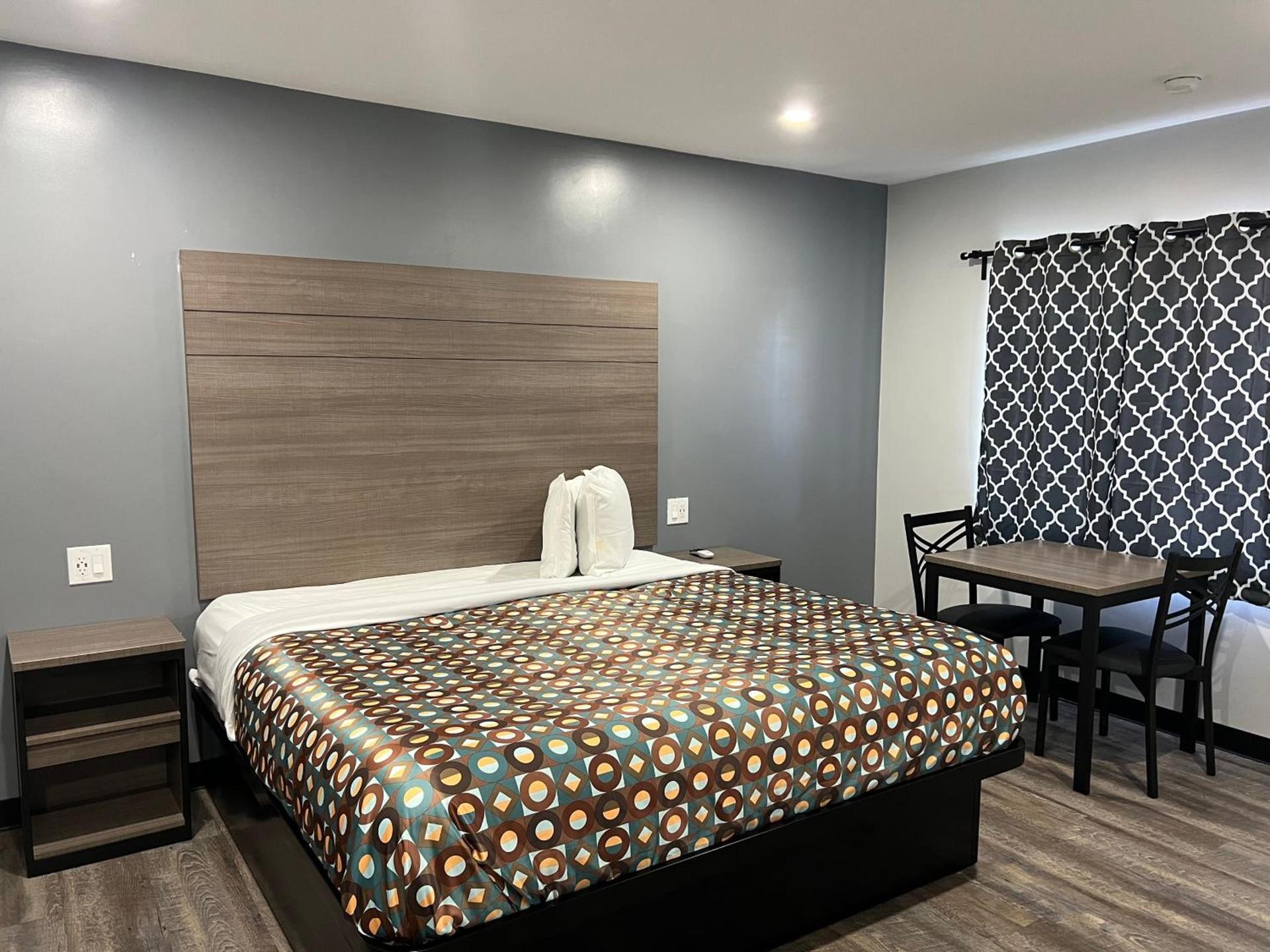 Sunshine Motel photo 7