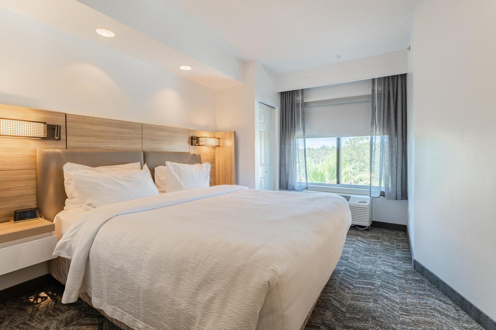 SpringHill Suites Gainesville photo 26