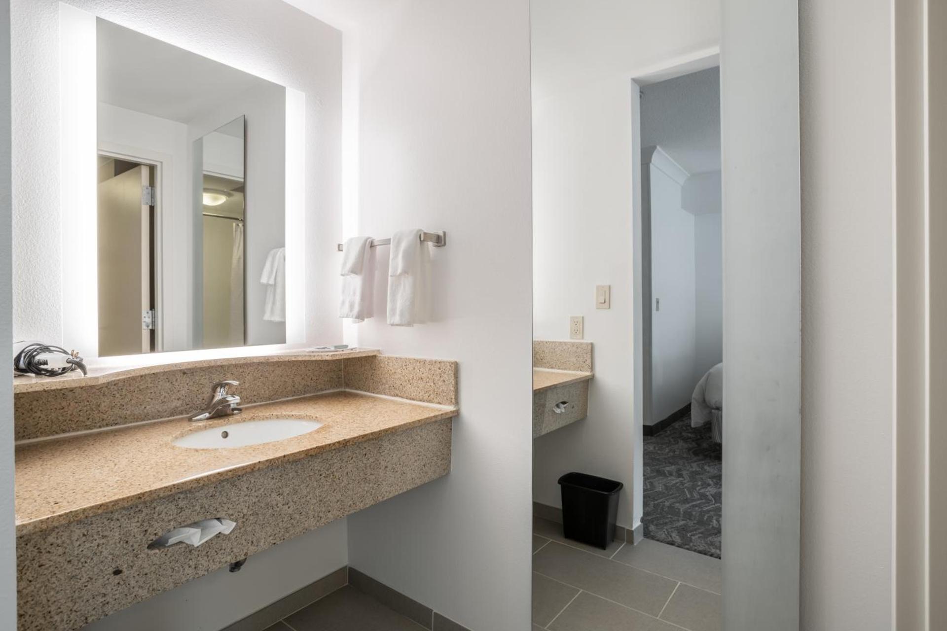 SpringHill Suites Gainesville photo 34