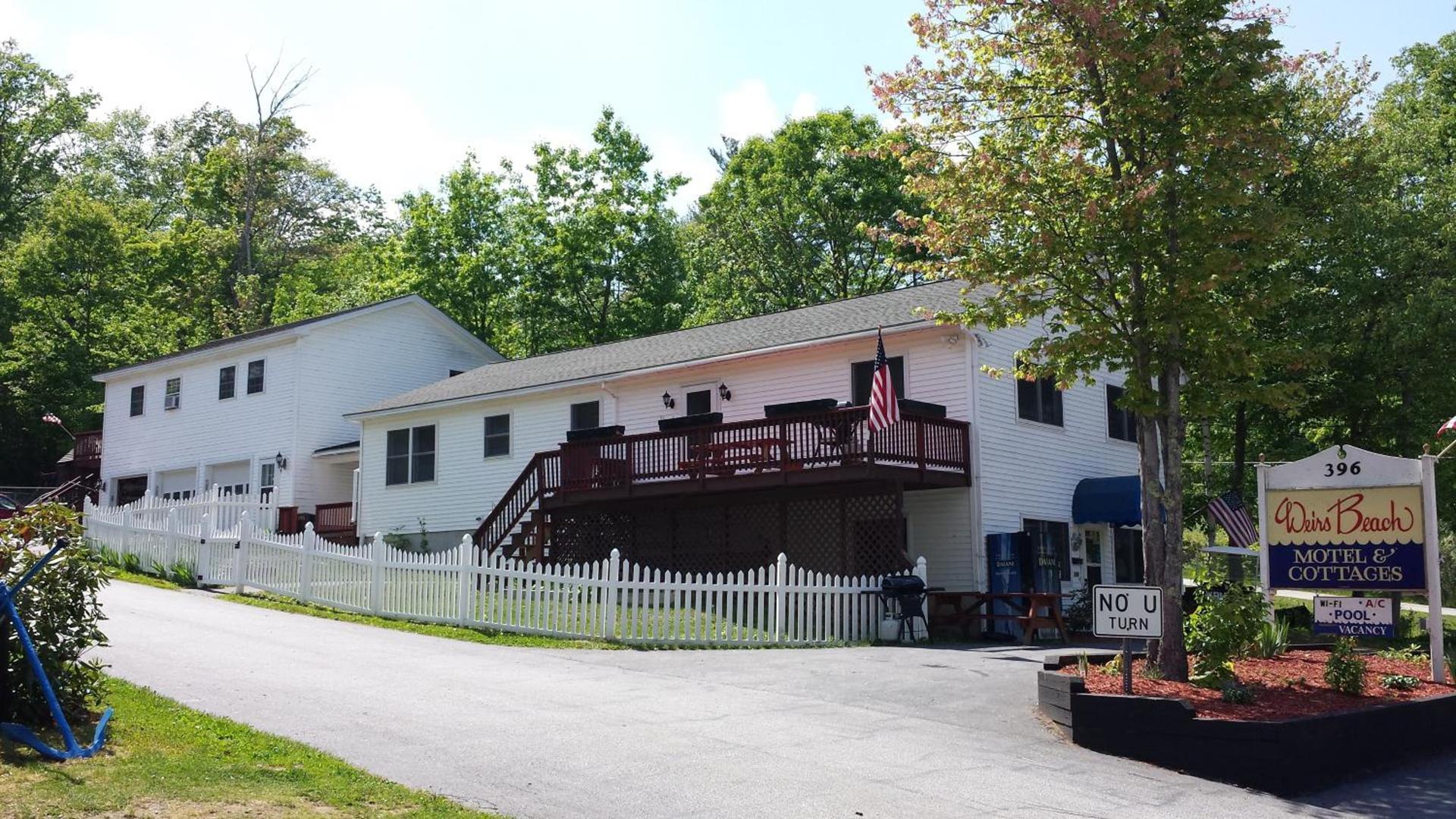 Weirs Beach Motel & Cottages — hotel in Weirs Beach